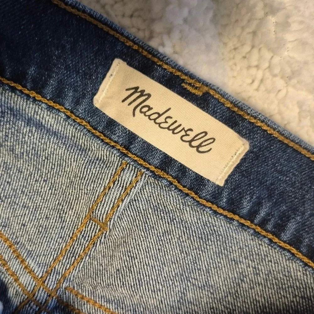 Madewell High-Rise Denim Shorts Medium Wash Blue Frayed Hem Size 27